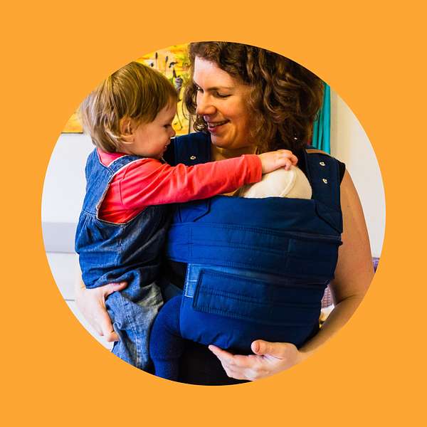 Dichtbij en Verbonden, over dragen, babytaal en babyhandling Podcast Artwork Image
